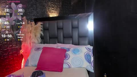 Snapshot of assia_roos chatting on 02/20/26, 10:05 Nahomi online show from 02/20/26, 10:05