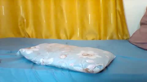 FLORAH DANIEL online show from 02/18/26, 07:59