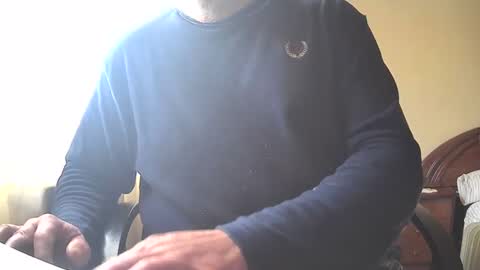 Snapshot of astelover chatting on 01/02/25, 02:02 astelover online show from 01/02/25, 02:02