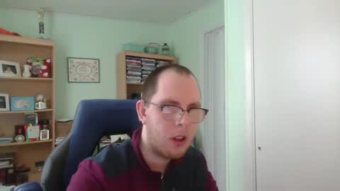 Snapshot of astg94 chatting on 02/13/25, 06:16 Andrew or Smiley Read the message in bold above the bio design for info on the situation. online show from 02/13/25, 06:16