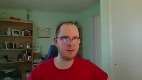 Snapshot of astg94 chatting on 10/20/25, 09:15 Andrew or Smiley Read the message in bold above the bio design for info on the situation. online show from 10/20/25, 09:15