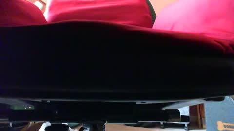 Snapshot of astiff1foru chatting on 01/11/25, 05:07 astiff1foru online show from 01/11/25, 05:07