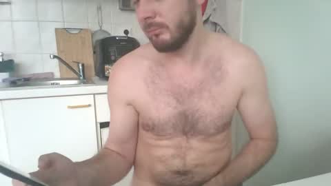 Snapshot of astleitx chatting on 10/28/25, 12:30 astleitx online show from 10/28/25, 12:30