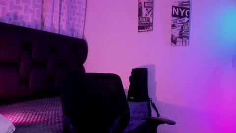 astonhills online show from 10/03/25, 02:30