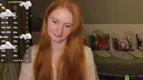 Snapshot of astoria_ross_ chatting on 12/19/25, 03:19 Astoria online show from 12/19/25, 03:19