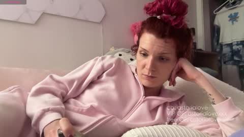 AstoriaLove online show from 11/14/25, 04:11