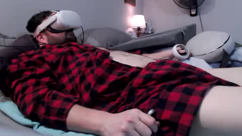 Snapshot of astra916 chatting on 12/06/24, 12:56 astra916 online show from 12/06/24, 12:56