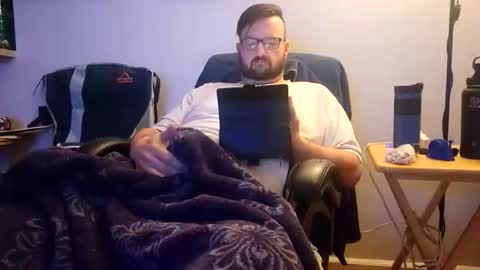 Snapshot of astra916 chatting on 12/01/25, 03:28 astra916 online show from 12/01/25, 03:28