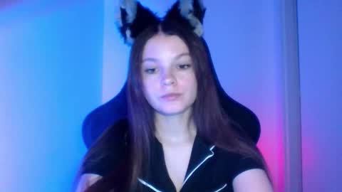 astradream_ online show from 10/08/25, 05:32