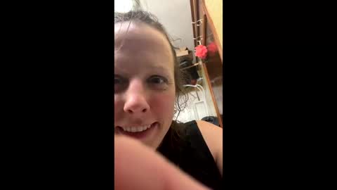 Snapshot of astraeria chatting on 02/11/26, 07:57 Astraeria online show from 02/11/26, 07:57