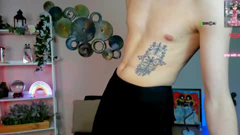 Snapshot of astren_villo chatting on 04/29/26, 05:30 astren online show from 04/29/26, 05:30