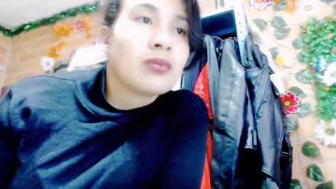 astrid_hauser66 online show from 11/25/25, 07:14