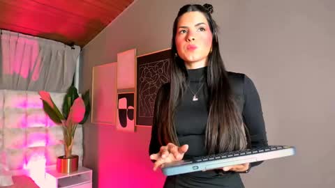 Snapshot of astrid_velle chatting on 05/24/26, 01:32 astrid_velle online show from 05/24/26, 01:32
