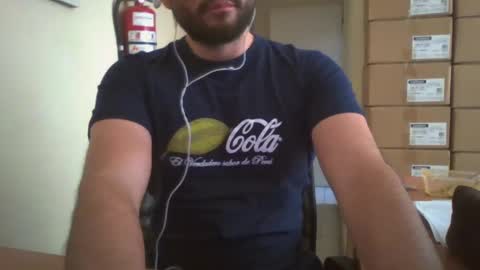 Snapshot of astro_boy_01 chatting on 12/11/24, 09:12 astro_boy_01 online show from 12/11/24, 09:12