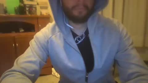 Snapshot of astro_boy_01 chatting on 12/18/24, 12:54 astro_boy_01 online show from 12/18/24, 12:54