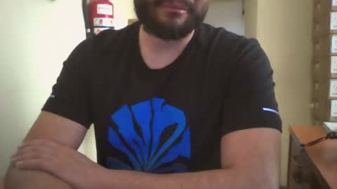 Snapshot of astro_boy_01 chatting on 01/24/25, 09:05 astro_boy_01 online show from 01/24/25, 09:05