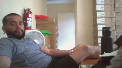 Snapshot of astro_boy_01 chatting on 09/09/25, 08:52 astro_boy_01 online show from 09/09/25, 08:52