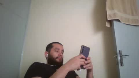 Snapshot of astro_boy_01 chatting on 01/18/26, 05:50 astro_boy_01 online show from 01/18/26, 05:50