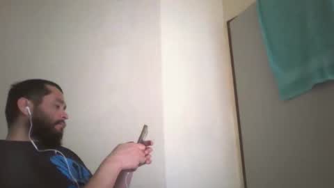 Snapshot of astro_boy_01 chatting on 02/01/26, 09:13 astro_boy_01 online show from 02/01/26, 09:13