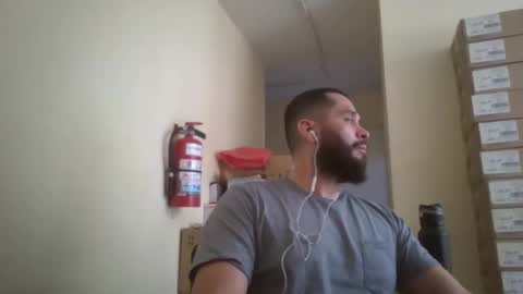 Snapshot of astro_boy_01 chatting on 02/10/26, 09:30 astro_boy_01 online show from 02/10/26, 09:30