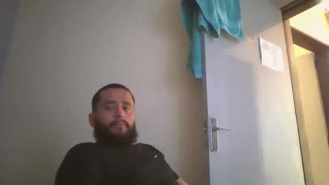 Snapshot of astro_boy_01 chatting on 02/15/26, 08:16 astro_boy_01 online show from 02/15/26, 08:16