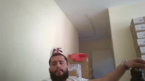 Snapshot of astro_boy_01 chatting on 02/26/26, 09:25 astro_boy_01 online show from 02/26/26, 09:25