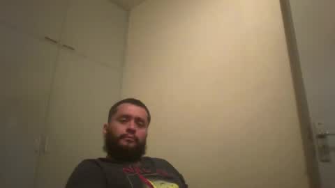 Snapshot of astro_boy_01 chatting on 05/11/26, 02:50 astro_boy_01 online show from 05/11/26, 02:50