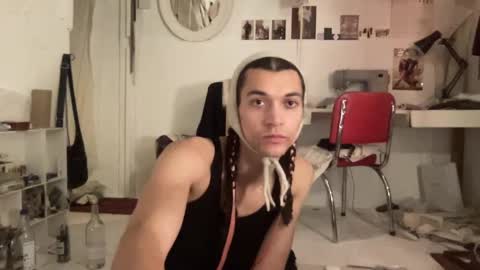 Snapshot of astrodoll chatting on 12/18/24, 11:40 Astro Doll online show from 12/18/24, 11:40