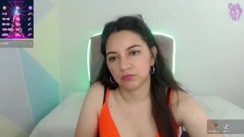 Snapshot of astrolover_ chatting on 12/18/25, 12:27 camila online show from 12/18/25, 12:27