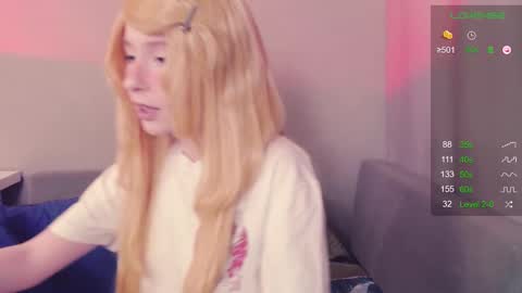 Snapshot of astromy chatting on 12/21/25, 06:04 Bonnie online show from 12/21/25, 06:04