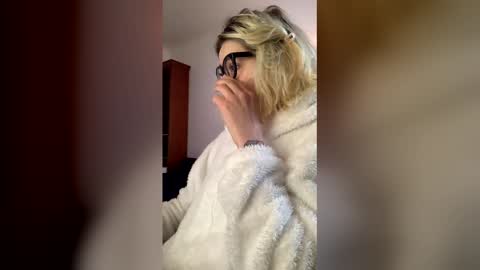 asya_new online show from 01/06/26, 08:29