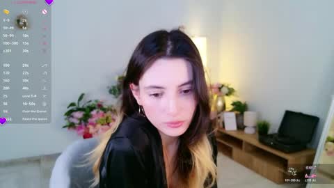 Asya online show from 04/17/26, 10:24