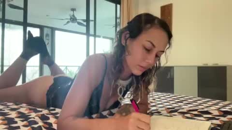 Atara online show from 04/14/26, 02:50