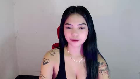 Snapshot of ate_girlxx chatting on 05/20/26, 12:33 ate_girlxx online show from 05/20/26, 12:33