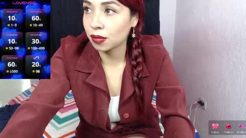 Snapshot of atena_messy chatting on 12/19/24, 11:25 atena messy online show from 12/19/24, 11:25