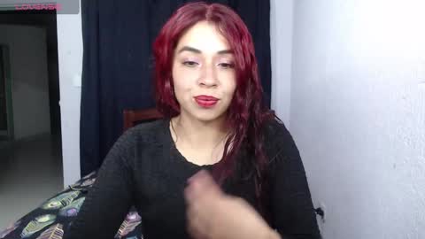Snapshot of atena_messy chatting on 01/07/25, 12:13 atena messy online show from 01/07/25, 12:13