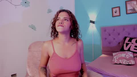 Snapshot of atenajb chatting on 01/05/25, 02:08 ATENA online show from 01/05/25, 02:08