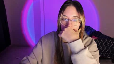 atenas online show from 11/04/25, 09:19