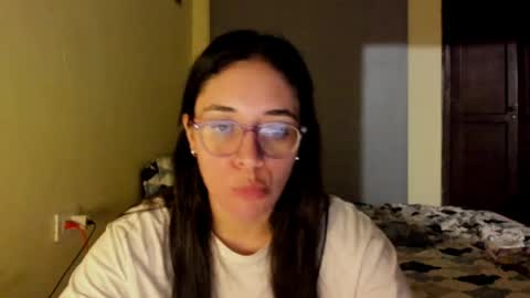 Snapshot of atenas__05 chatting on 06/06/26, 11:53 atenas online show from 06/06/26, 11:53