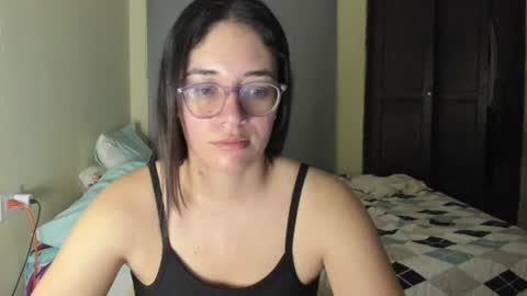 Snapshot of atenas__05 chatting on 06/14/26, 06:04 atenas online show from 06/14/26, 06:04