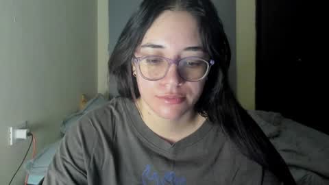 Snapshot of atenas__05 chatting on 06/22/26, 09:28 atenas online show from 06/22/26, 09:28