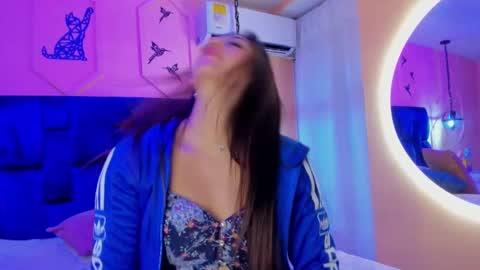 Athenea online show from 01/21/25, 09:35