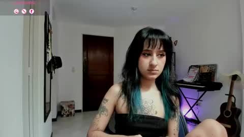 Snapshot of atenea_dragon__ chatting on 07/03/26, 07:09 Atenea online show from 07/03/26, 07:09