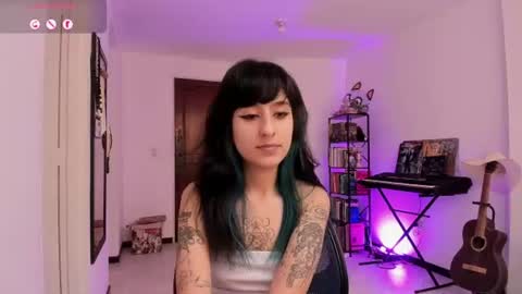 Snapshot of atenea_dragon__ chatting on 07/09/26, 08:13 Atenea online show from 07/09/26, 08:13