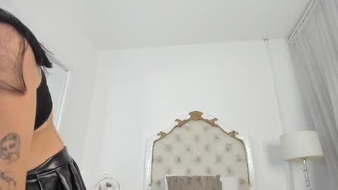 Snapshot of atenea_lux chatting on 06/15/26, 02:58 atenea lux online show from 06/15/26, 02:58