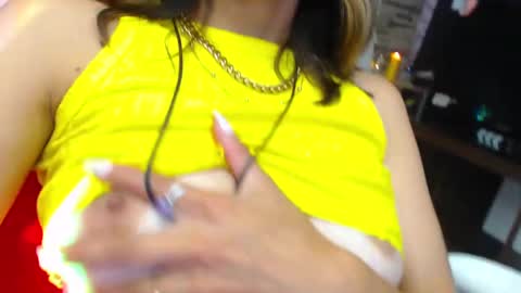 Snapshot of ateneasairce chatting on 01/27/25, 07:56 Atenea online show from 01/27/25, 07:56