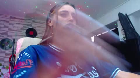 Snapshot of ateneasairce chatting on 01/28/25, 02:42 Atenea online show from 01/28/25, 02:42