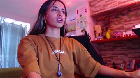 Snapshot of ateneasairce chatting on 03/05/25, 06:23 Atenea online show from 03/05/25, 06:23