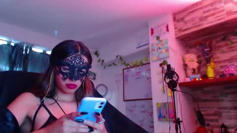 Snapshot of ateneasairce chatting on 03/06/25, 06:48 Atenea online show from 03/06/25, 06:48