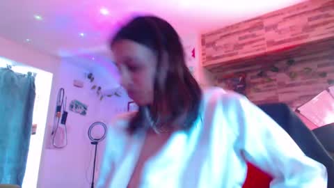 Snapshot of ateneasairce chatting on 03/12/25, 04:35 Atenea online show from 03/12/25, 04:35